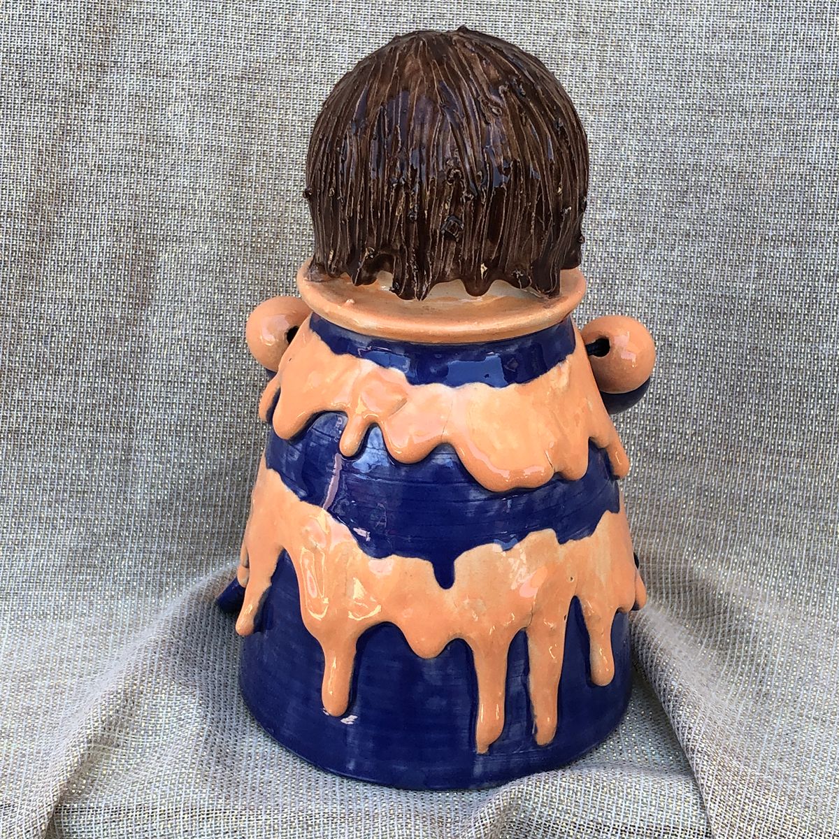 Poupée à poser Les Complices en faïence artisanale, création faite main Bellecomtelle